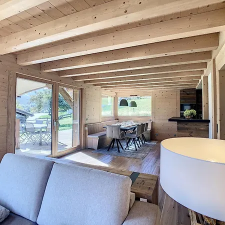 Duplex Neuf Avec Terrasse Face Au Mont Blanc, 3 Et Mezzanine, A 3 Km Du Centre De - Fr-1-560-65