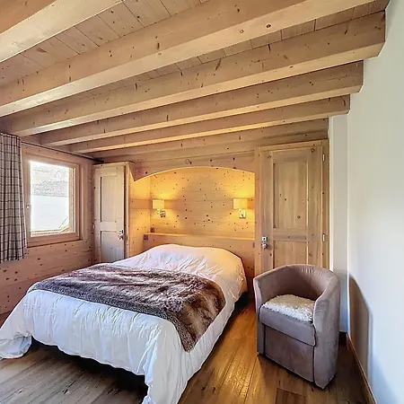 Duplex Neuf Avec Terrasse Face Au Mont Blanc, 3 Et Mezzanine, A 3 Km Du Centre De - Fr-1-560-65